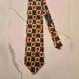 VTG Burberry's Of London Roses Silk Hand Sewn Mens Tie